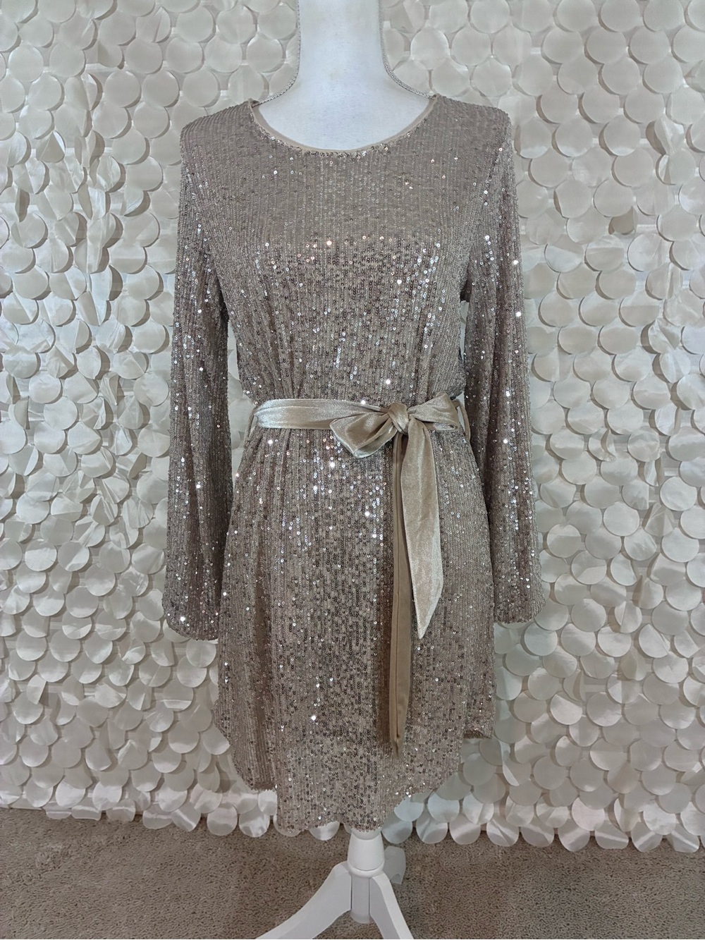 Dress Forum LA Champagne Sequin Balloon Sleeve Mini Dress Size S